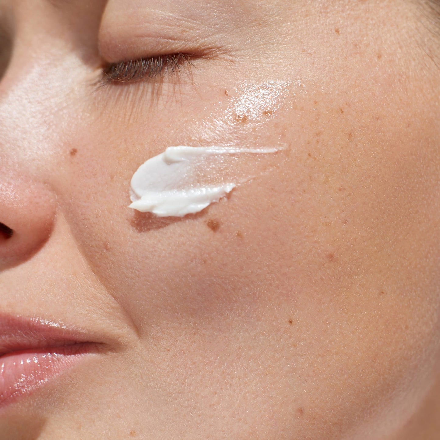 Cream Medium Fragrance Free