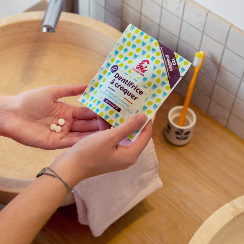 Toothpaste Tabs - Ginger powder & lemon essential oil