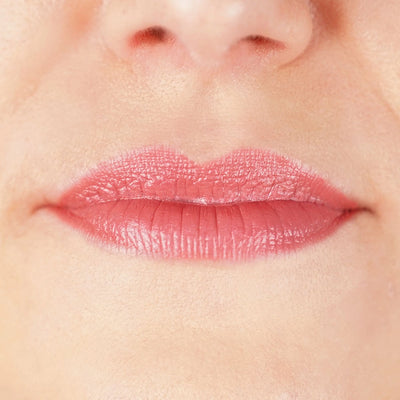 Classic Lipstick Refill | Satin Dark Purple 470 Bäst före 2025/11