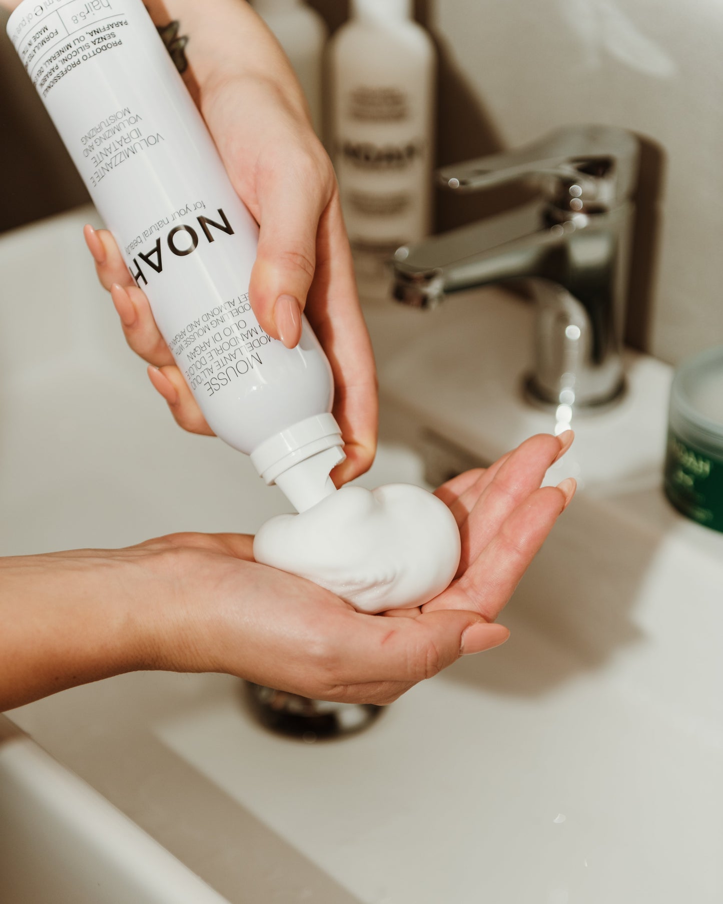 5.8 Modelling Mousse Sweet Almonds Oil