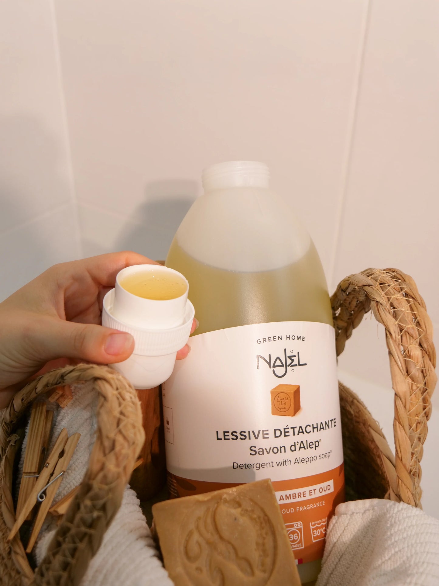 Liquid Laundry Detergent Aleppo Soap 2 L | Amber & Oud